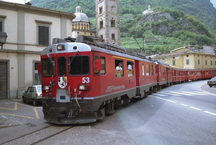 RhB9008-N060.jpg