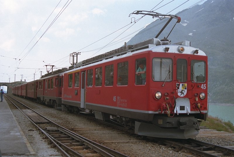 RhB9008-N086.jpg