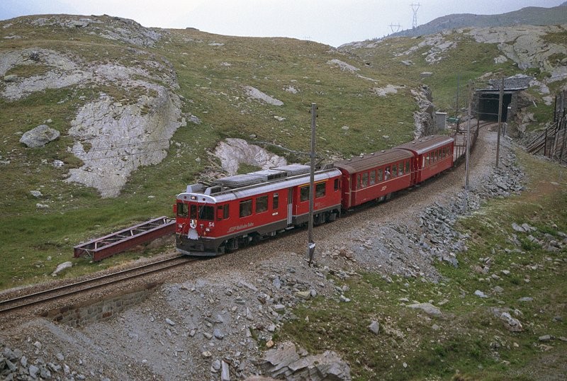 RhB9008-N104.jpg