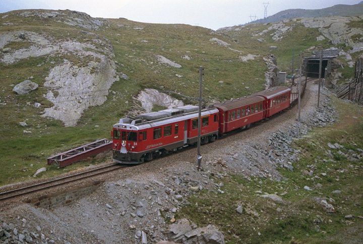 RhB9008-N104.jpg