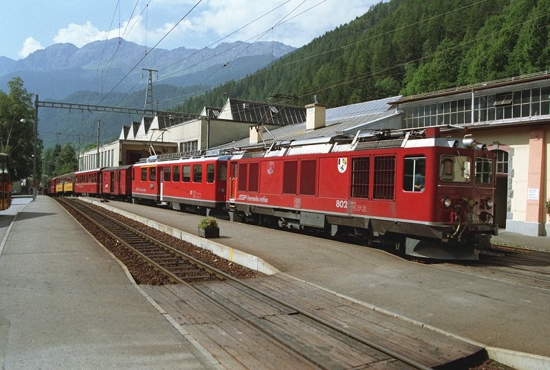 RhB9008-N114.jpg