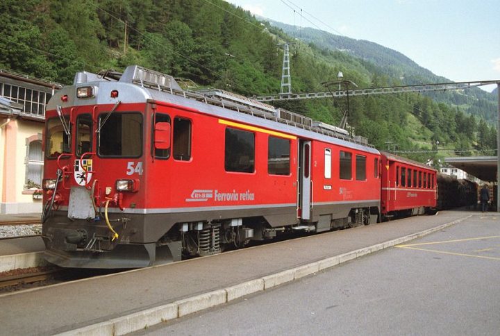 RhB9008-N119.jpg